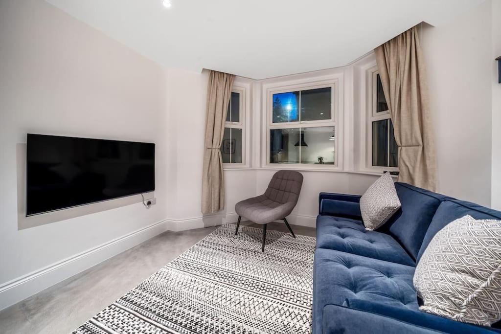 Trendy 2 Bedroom 2 Bathroom Apartment Minutes From Seafront In St Leonard'S Hastings St Leonards-on-Sea Exterior photo